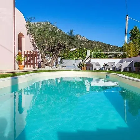 Bynos Pool - Piano Terra Apartamento Santa Maria Navarrese
